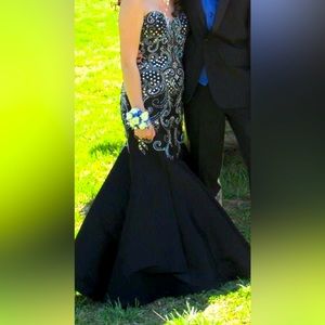 Black prom dress